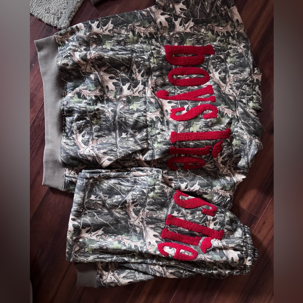 Brand new out of stock Boys Lie camo manhunt sweat outfit